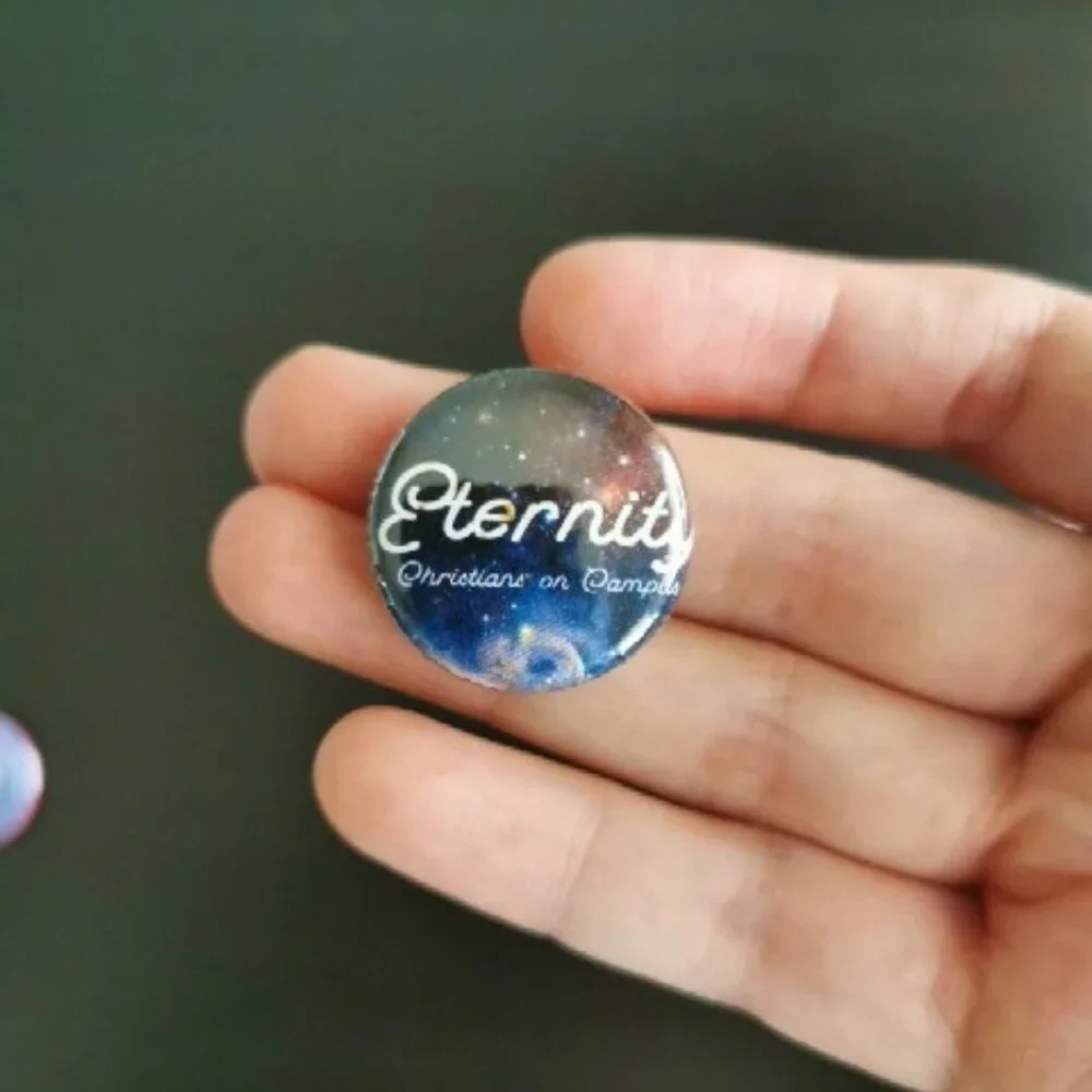 4‎ Cute Small Pins